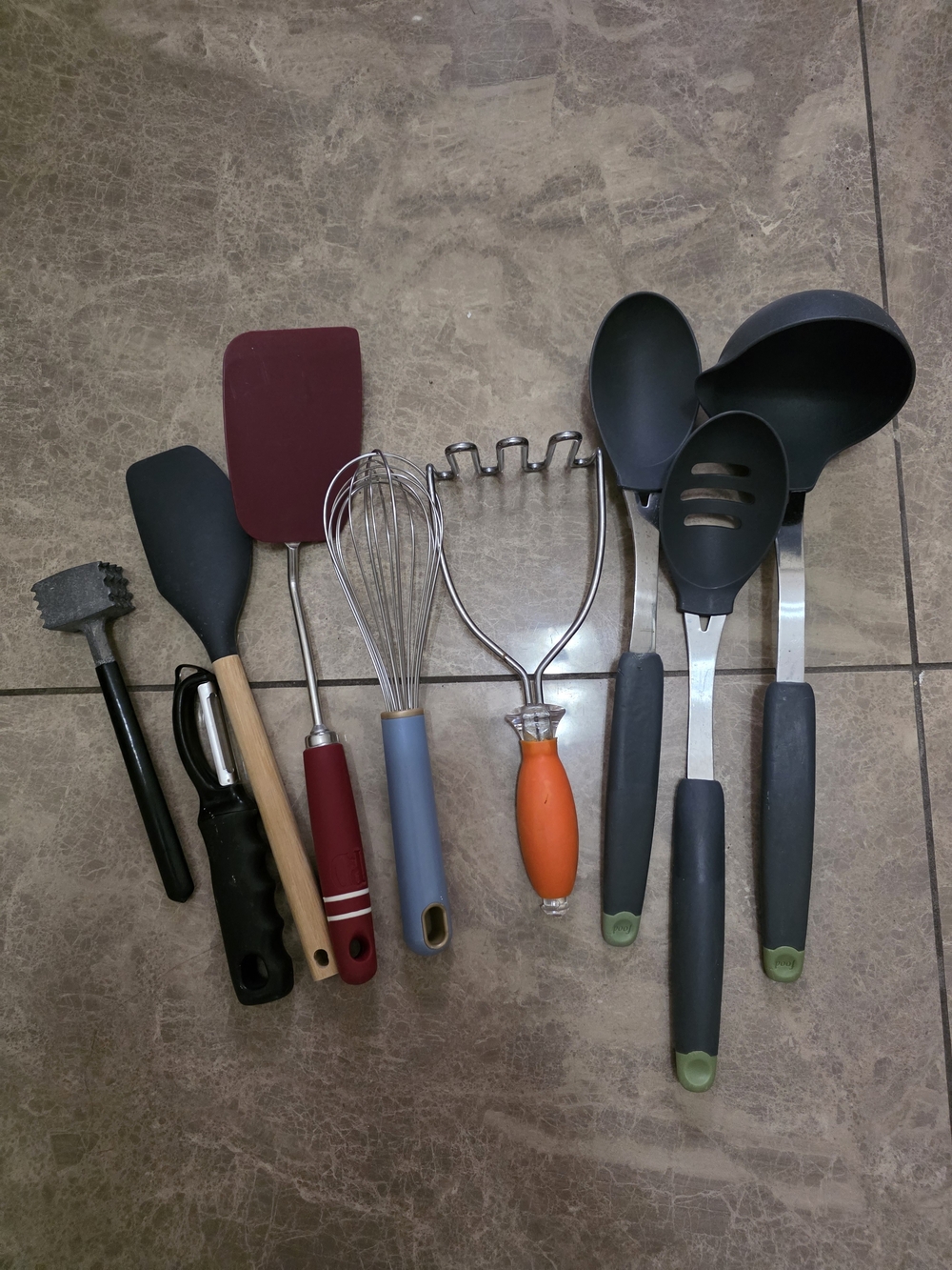 Black and Gray Kitchen Utensil Set - Assorted Cooking Tools